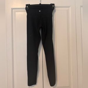 lululemon athletica women’s Charcoal Leggings ribbed